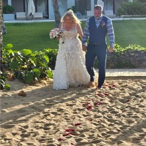Galia Lahav custom Fabiana wedding dress in perfect condition